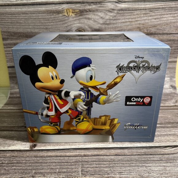 DISNEY Gallery Kingdom Hearts "Mickey & Donald” Diamond Select Toys NIB 2018 - Picture 1 of 10